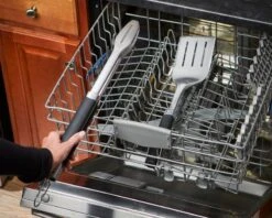 Weber Precision Barbecuetang- En Spatelset -Weber BBQ Wereld 84897 weber precision barbecuetangen spatelset