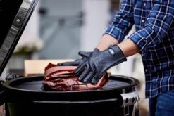 Weber Siliconen Barbecuehandschoenen -Weber BBQ Wereld 84922 weber siliconen barbecuehandschoenen