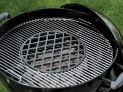Weber Gourmet BBQ System Grillrooster 5 Weber Gourmet BBQ System Grillrooster -Weber BBQ Wereld weber gourmet bbq system grillrooster 2 ecommerce 451d 1