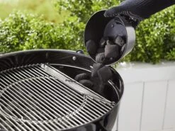 Weber RVS Scharnierend GBS 57cm Grillrooster -Weber BBQ Wereld weber rvs scharnierend gbs 57cm grillrooster 2 ecommerce 734b